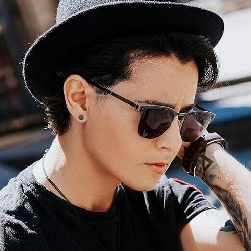 2 Pairs Of 316L Surgical-Steel Black & Silver Flat Round Men Women Stud Earrings